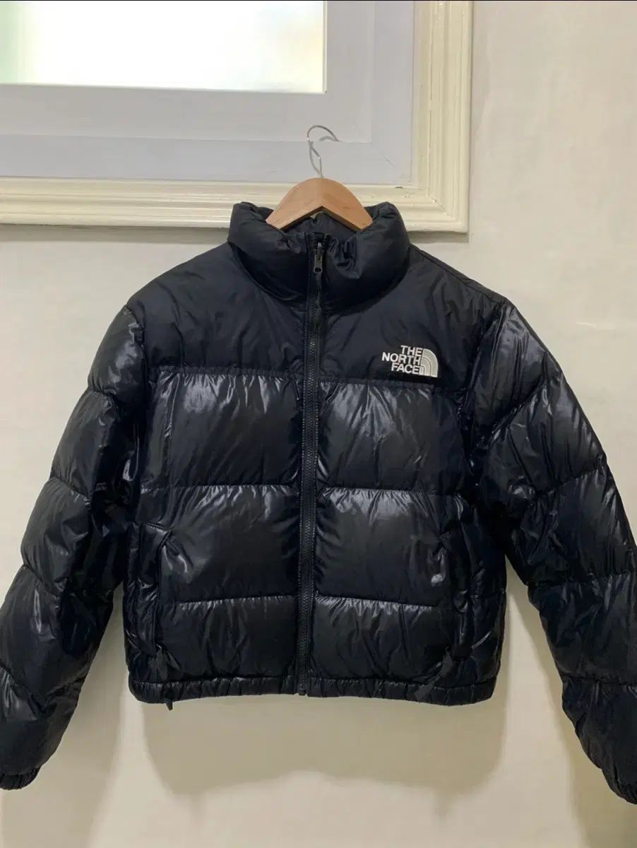 ブラック ダウン