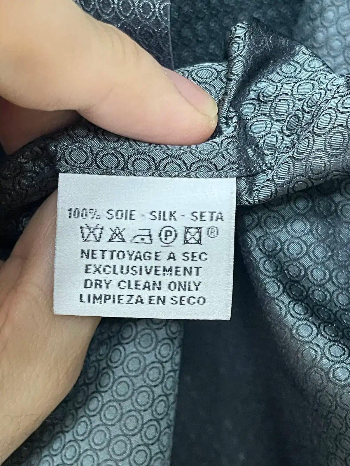 ボタン オーバーサイズ