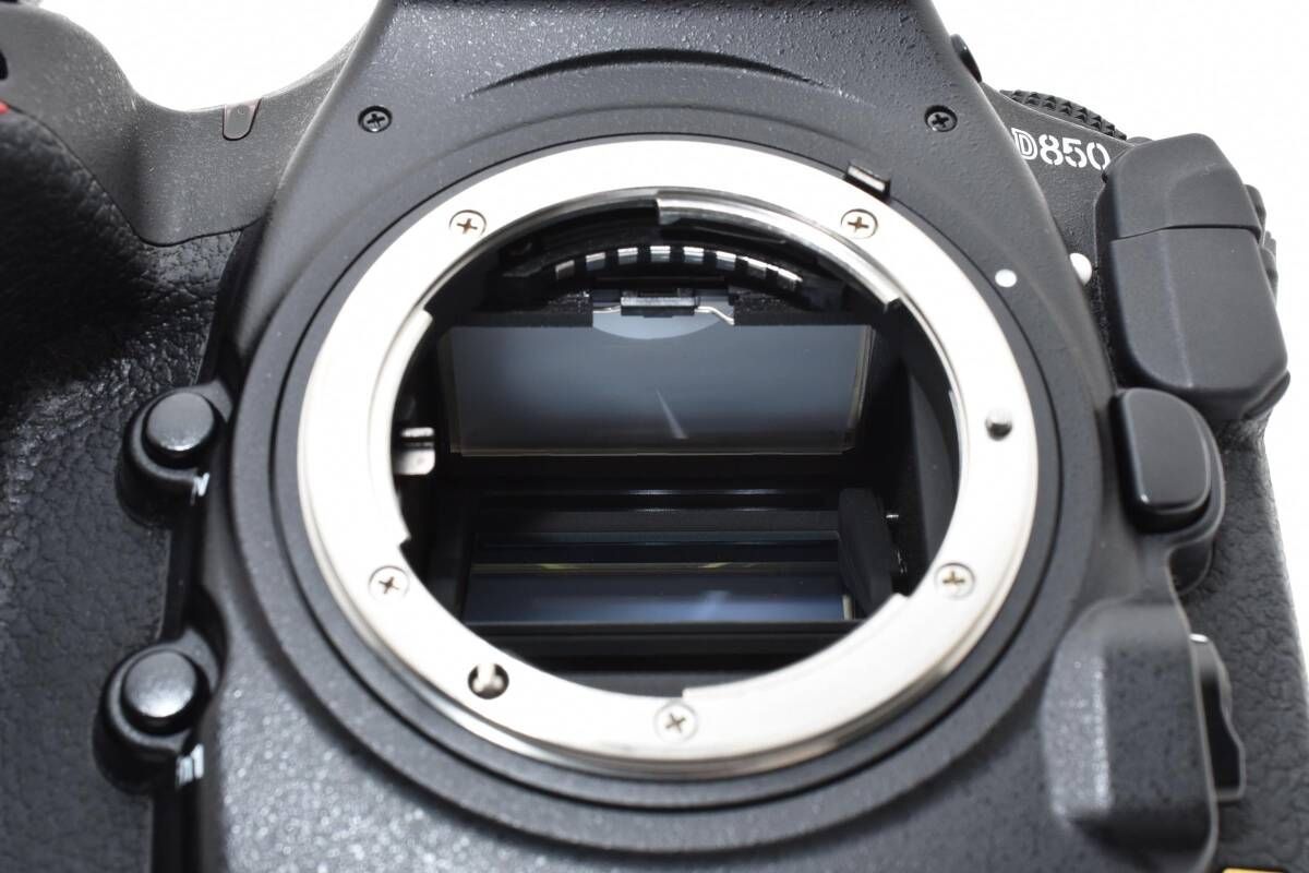 ☆良品☆《ショット数40,645回 》Nikon ニコン D850 ボディ ブラック