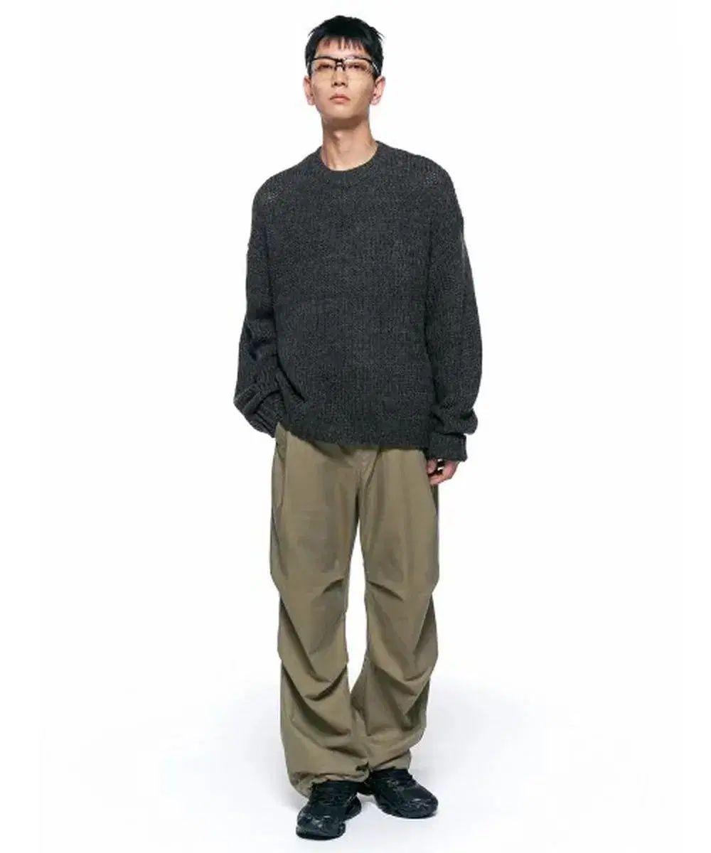 M インサイレンス ドレープ カーブ パンツ KHAKI BEIGE