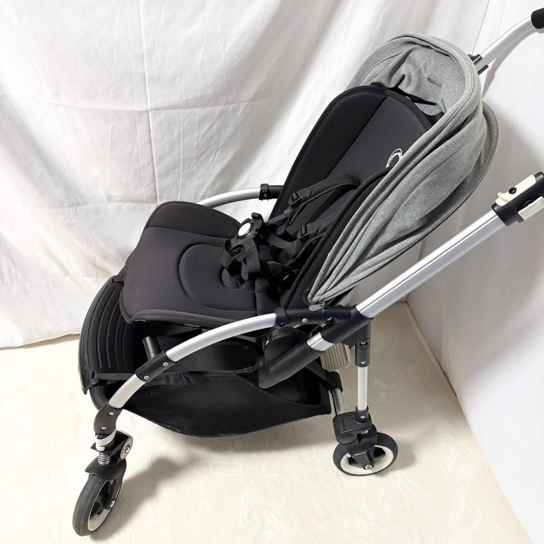 グレー ブラック