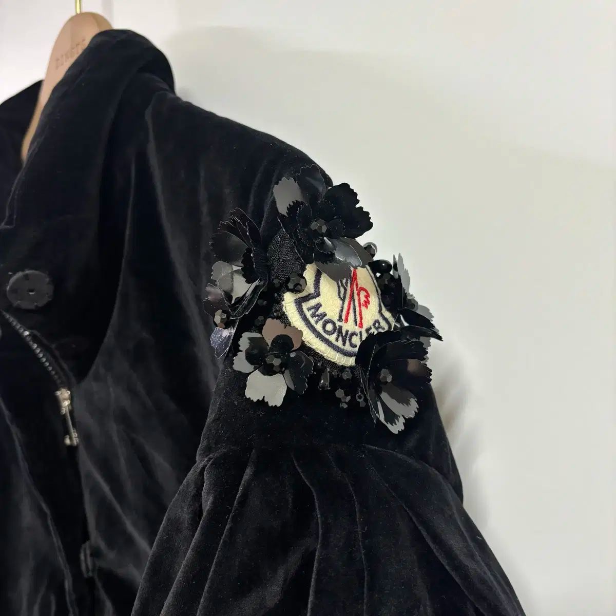 ツアーベルベット ダウン