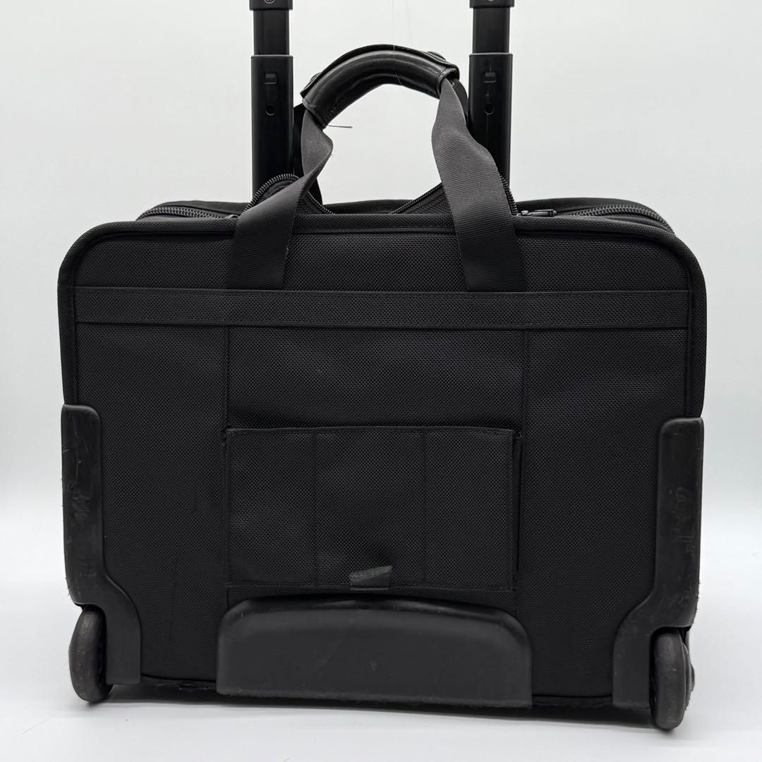 トゥミ アルファ エクスパンダブル ビジネスバッグ 機内持ち込み可 黒