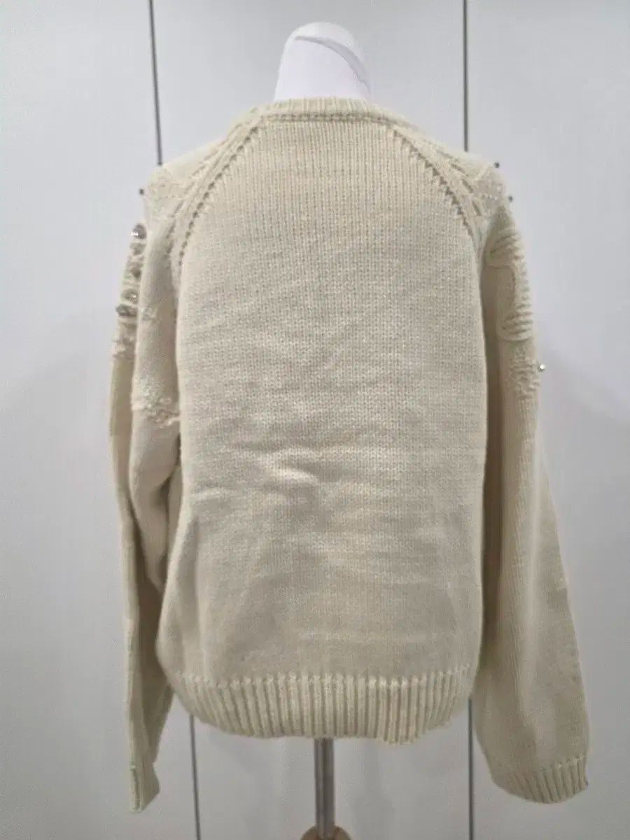  アイボリー톤 ビーズ装飾 ニット セーター 長袖 ニット セーター
