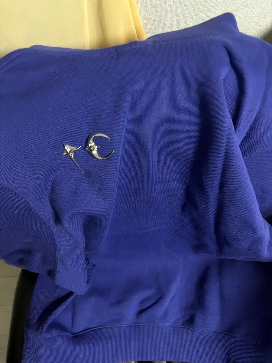 thug club 初版 アーマー フーディー