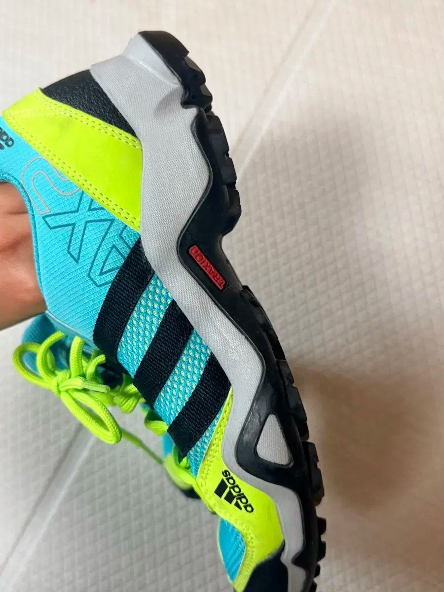  アディダス Terrex AX 1 トレイルシューズ 23 5 cm 登山靴 トレッキングシューズ アウトドアシューズ