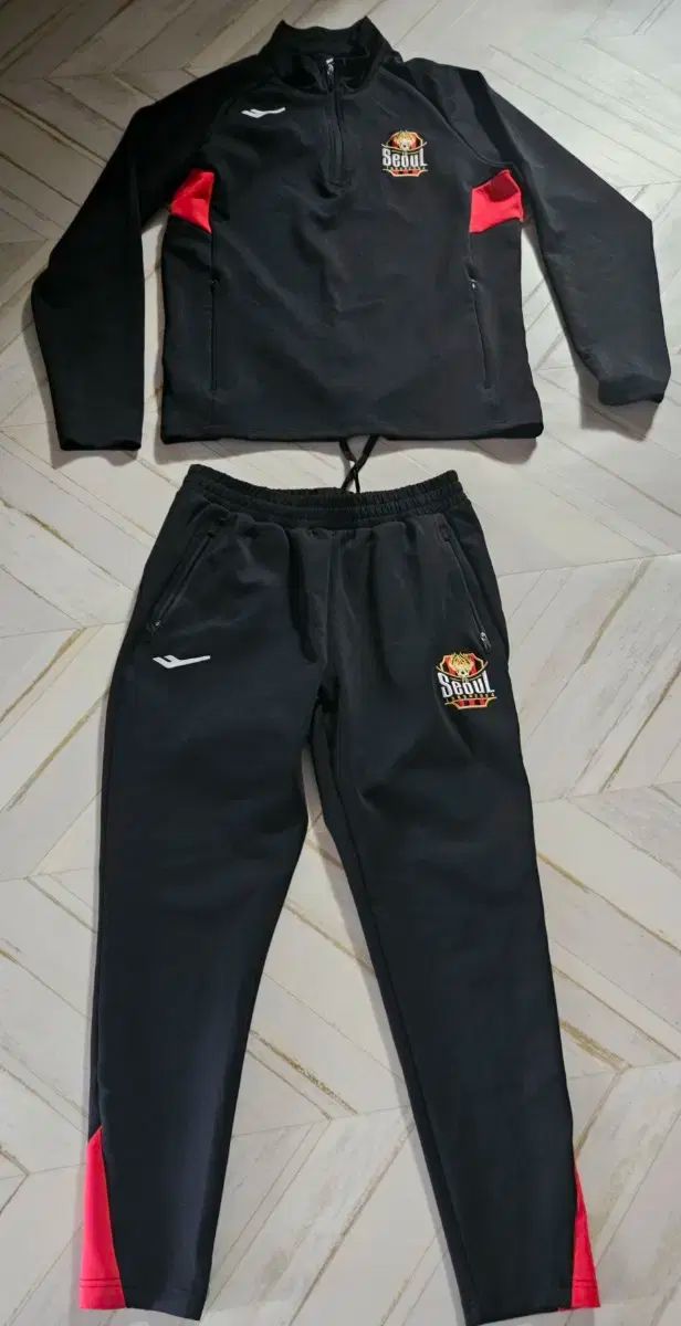 FCソウルトレーニングウェア FCソウル 24 トレーニングウェア セット - メルカリ
