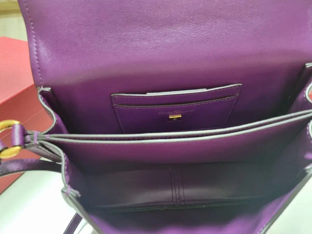 ショルダーバッグ