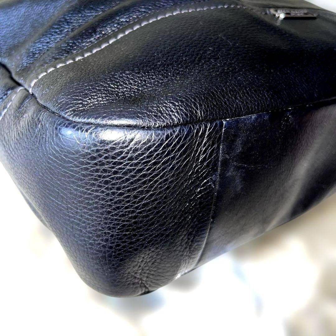 ワンショルダーバック レザー