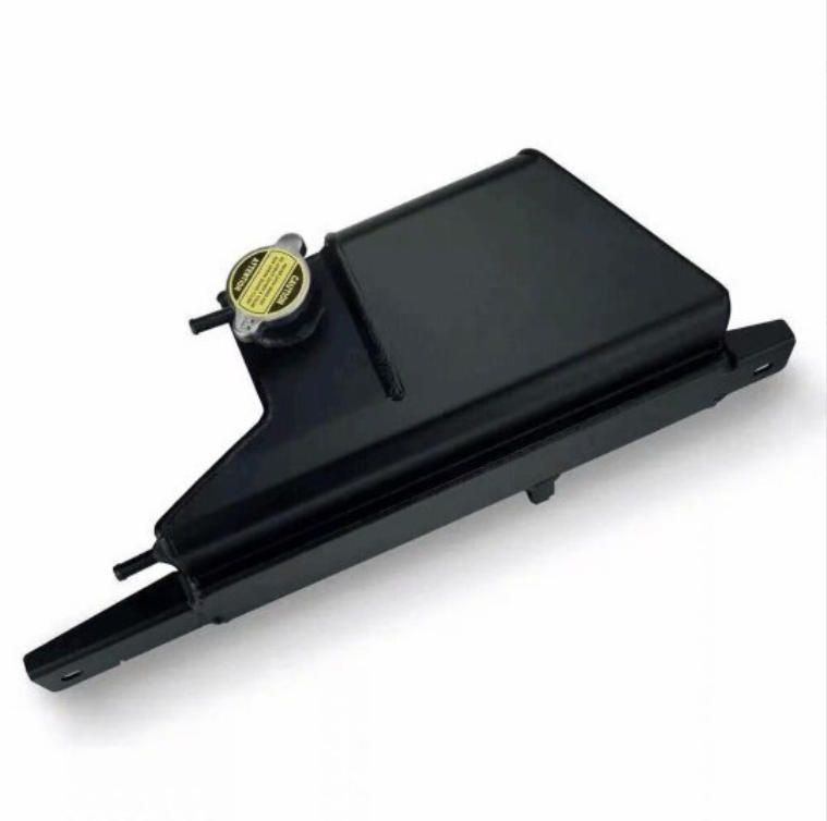 サブタンクを改造して水筒を膨張させる水筒は日産GTR 09-22型21710JF00Aに適用される