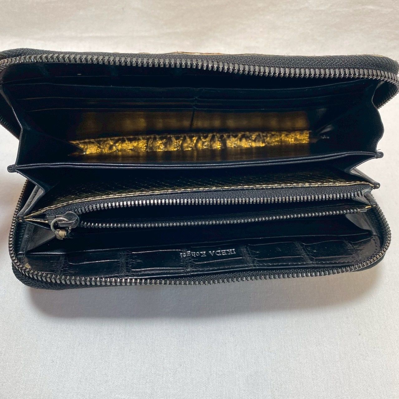 ゴールドパイソン