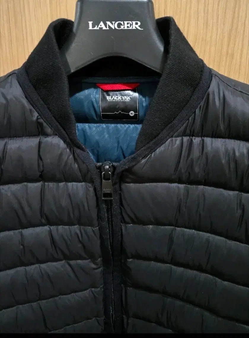 ダウンジャケット