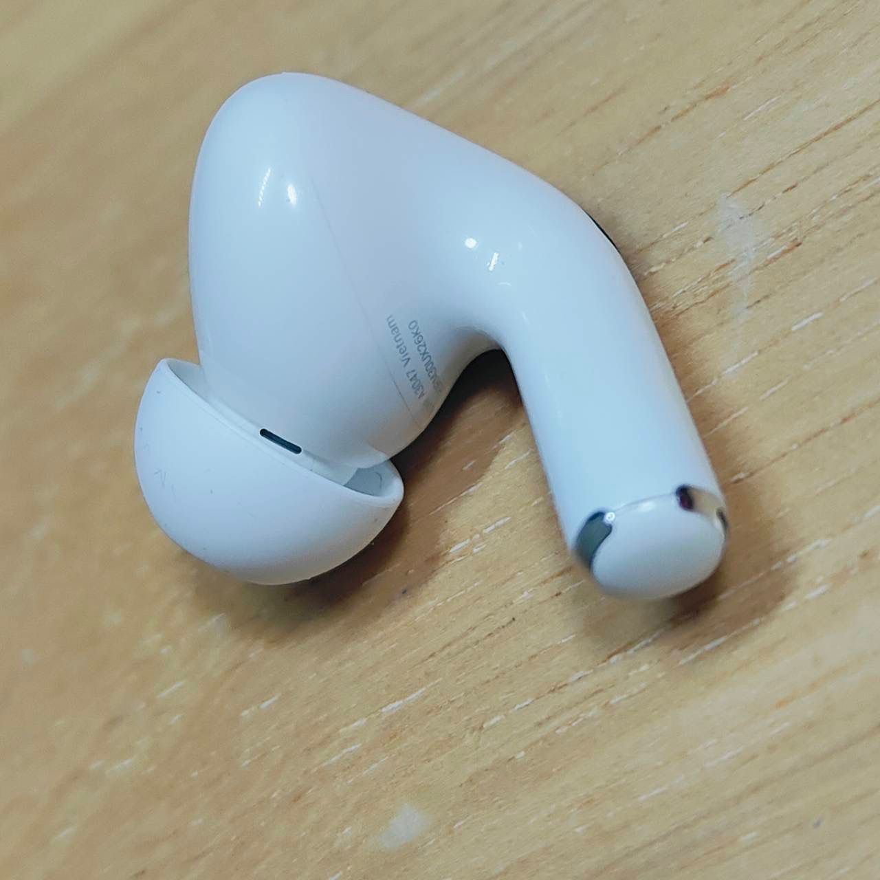 AirPods Pro (第1世代) 右耳（R片耳）のみ 新品 Apple 正規品】Apple 