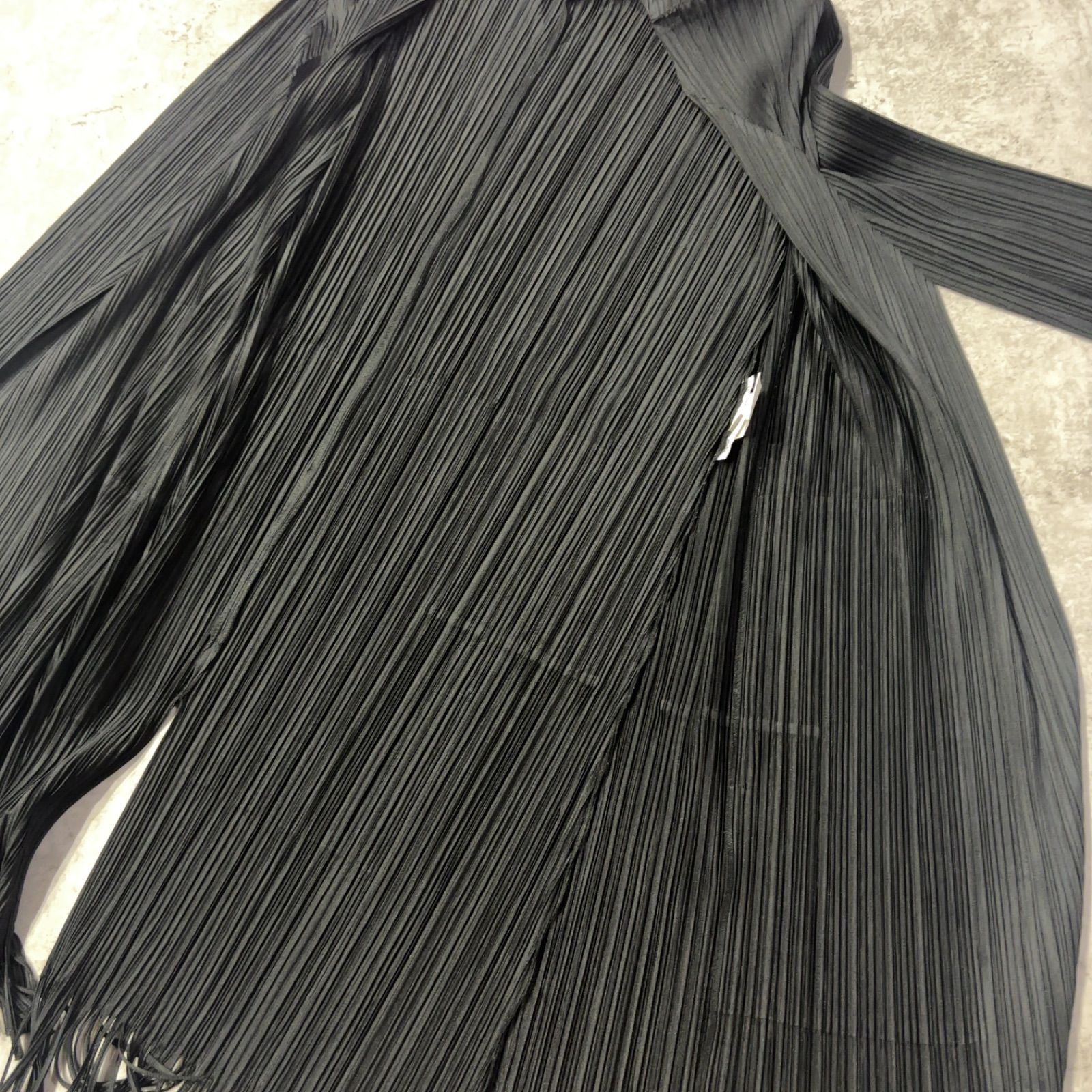 PLEATS PLEASE ISSEY MIYAKE プリーツプリーズ イッセイミヤケ