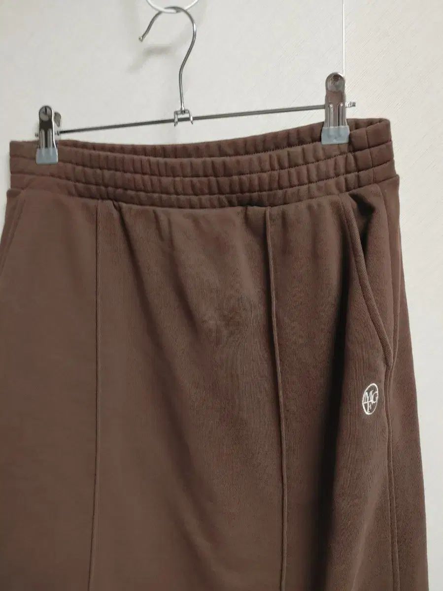 マリテフランソワジルボー フードジップアップ