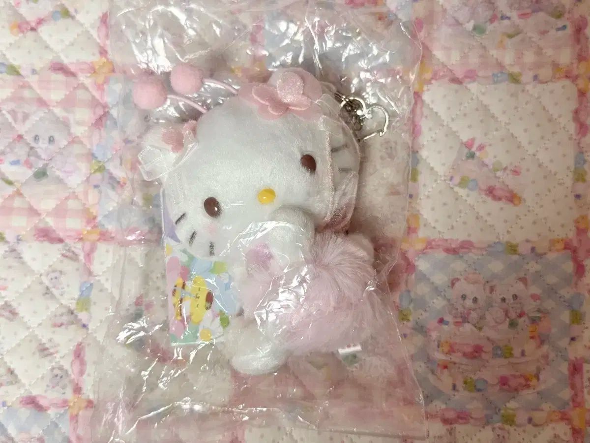 サンリオ ハローキティ 中国 サンリオ公式 みつばち マスコット ぬいぐるみ キーホルダー