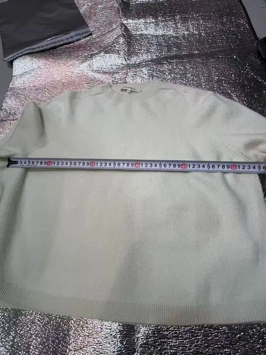 カシミアニット