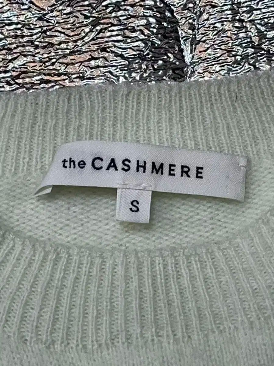 カシミアニット