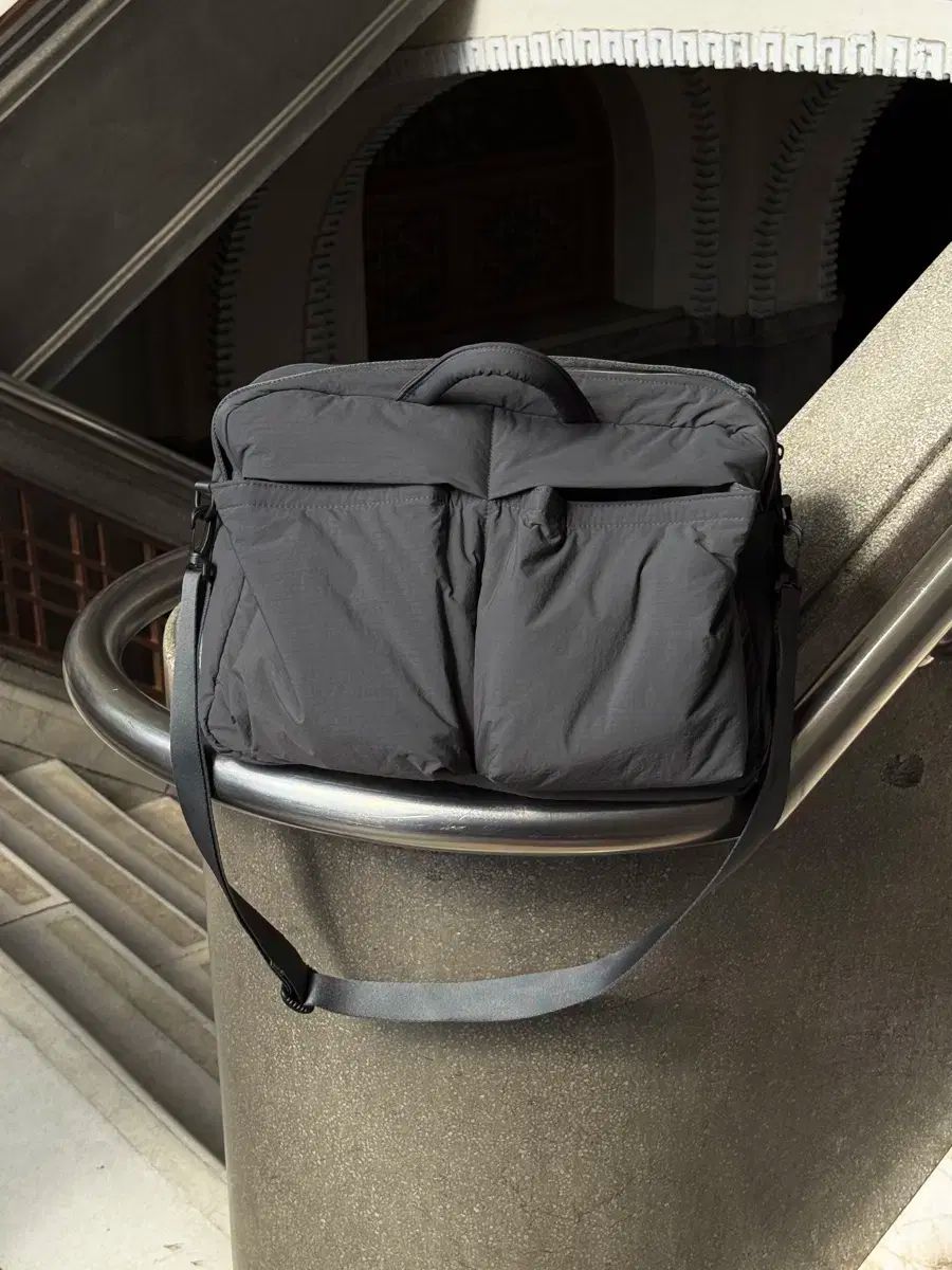 더텅 レディース LEAF ブリーフケース