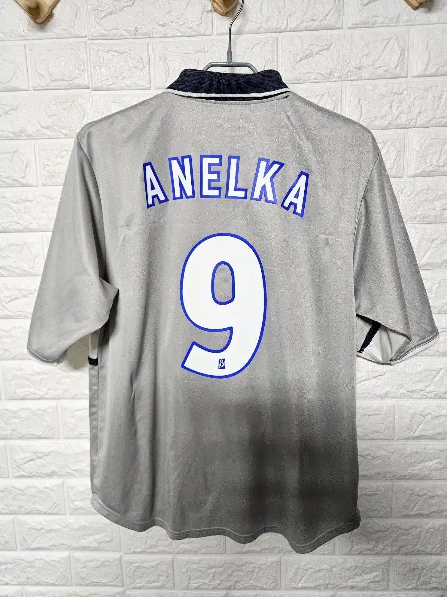 L PSG パリ サンジェルマン 00 01 アウェー ニコラ アネルカ