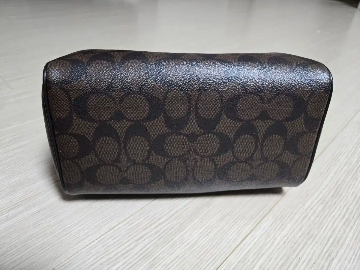 ボストンバッグ