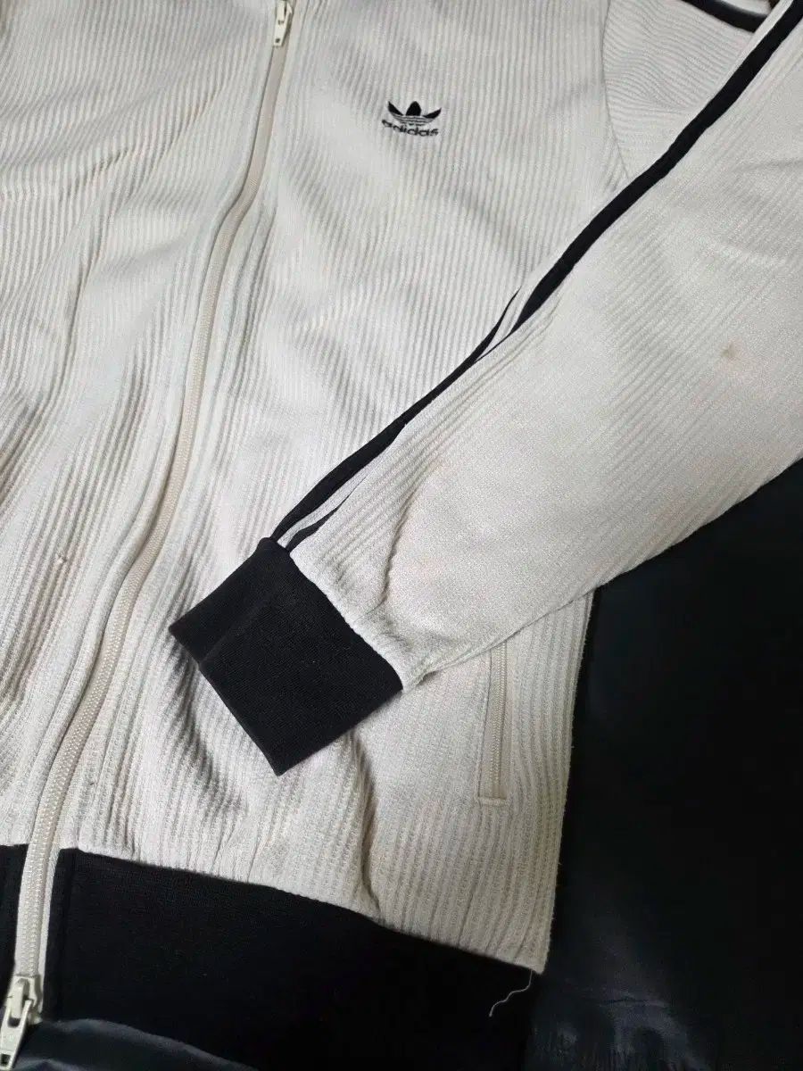 ワッフル トラックジャージ