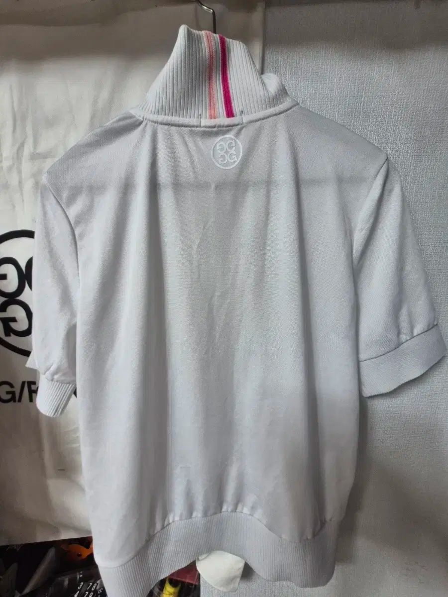 ジーフォア GFORE 白 半袖 ゴルフ Tシャツ ゴルフ G/FORE ジーフォア GFORE 白 半袖 ゴルフ Tシャツ ゴルフ G/FORE