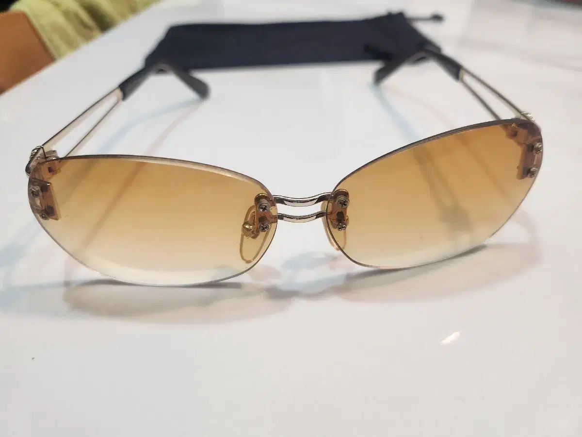 ヴィンテージ ヴェルサーチェ ブラウン レンズ サングラス