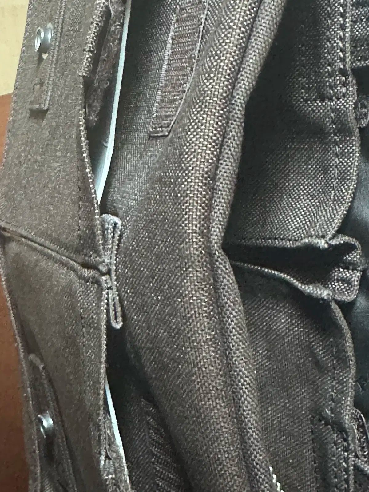 スモーキー ショルダー