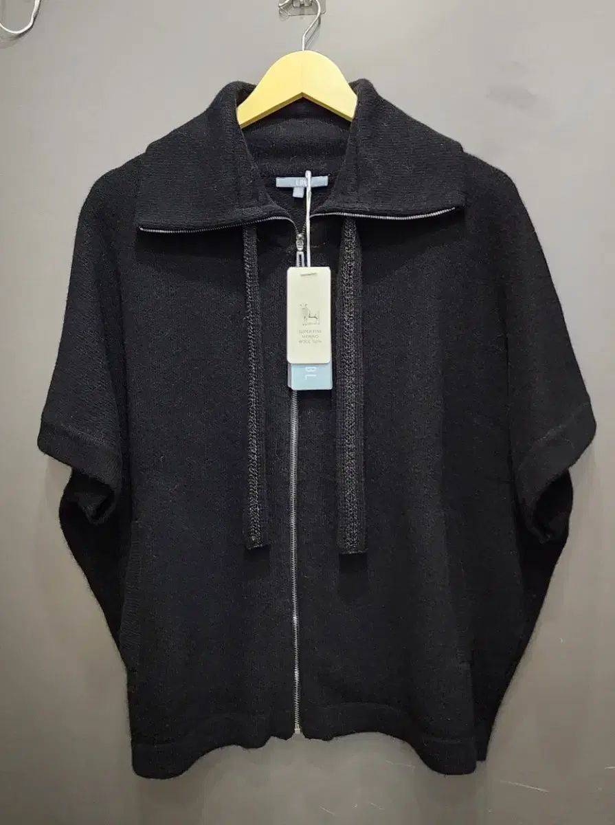 オーストラリア産 PURE メリノウール100 ポンチョ ジップアップ サイズ 66-77