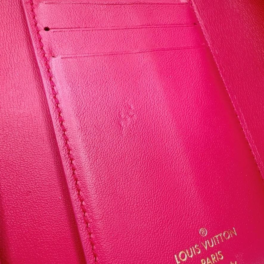 コンパクト財布 三つ折り