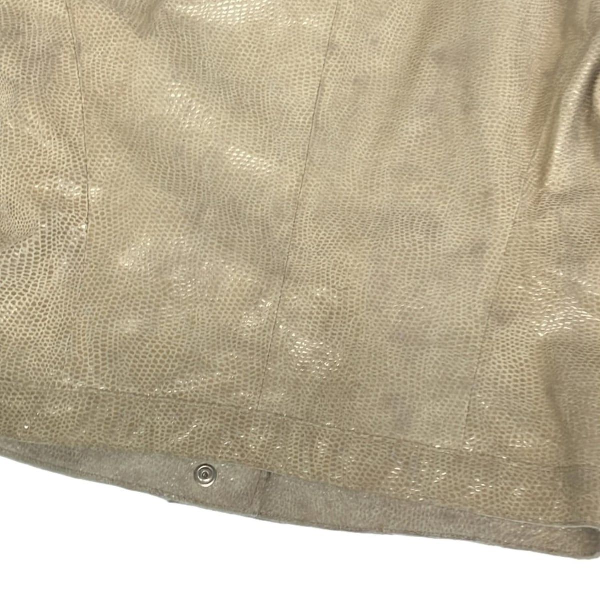 ジップアップ 春