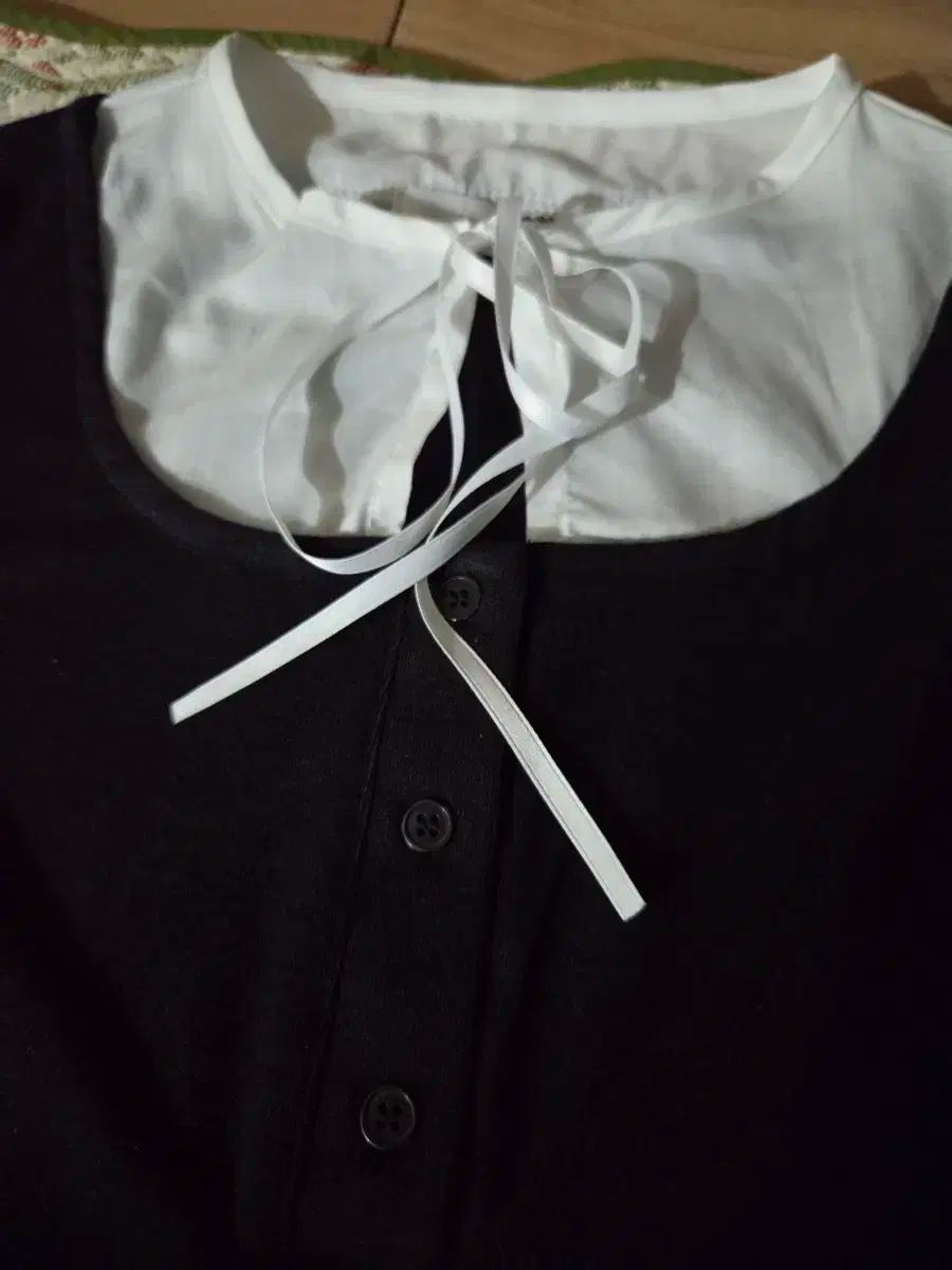  ノットユアローズ ケイト トップス 黒 長袖 Tシャツ カットソー