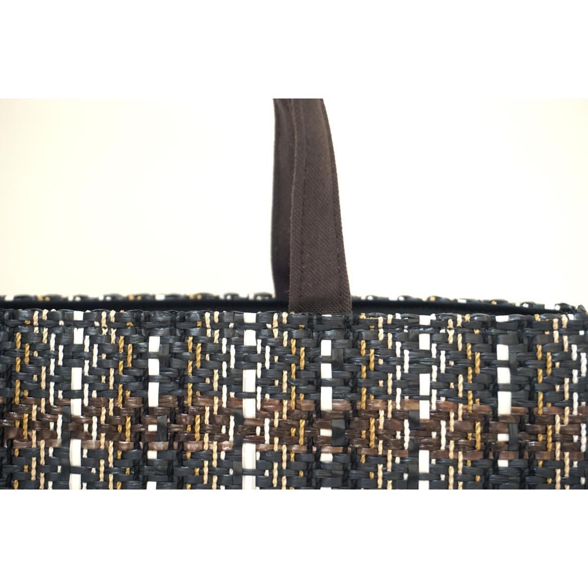 和装バッグ　アイボリー×ゴールド　新品未使用　やや難有り 楽天市場】バッグ ゴールド 普段用 カジュアル 伝統裂 金襴