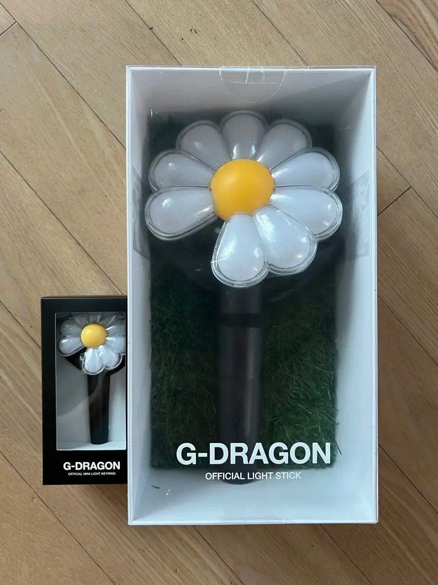 G-DRAGON ペンライト ミニライト キーホルダー