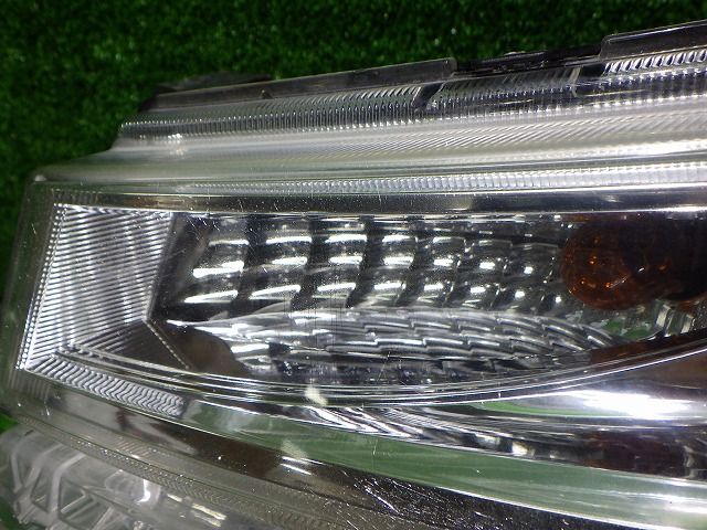 エルグランド 左ヘッドライト HID E52 PNE52 前期 100-23009 S2