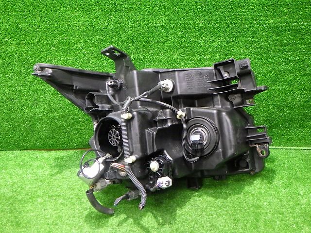 エルグランド 左ヘッドライト HID E52 PNE52 前期 100-23009 S2