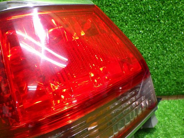 17クラウン テール左右 JZS171/175 ロイヤル 後期 30-291 トヨタ