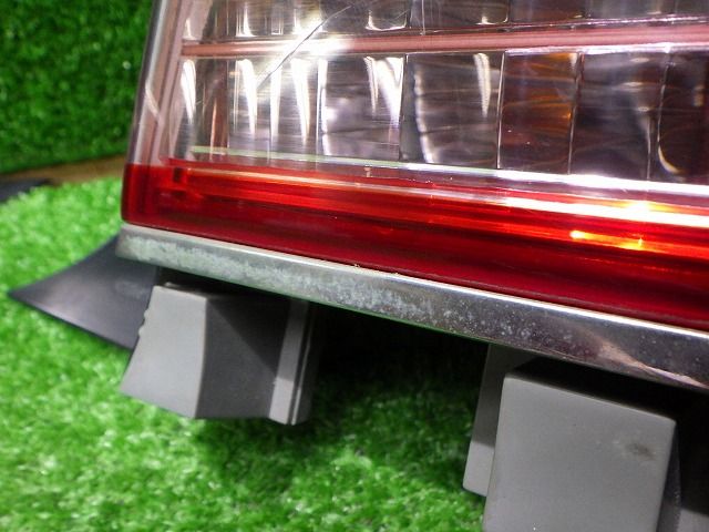 17クラウン テール左右 JZS171/175 ロイヤル 後期 30-291 トヨタ