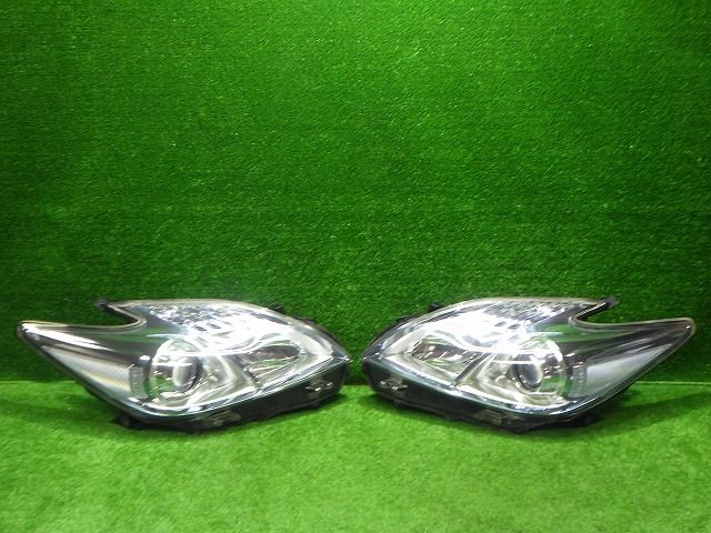 トヨタ プリウス 30 純正ヘッドライト左右セット 送料込み 送料無料