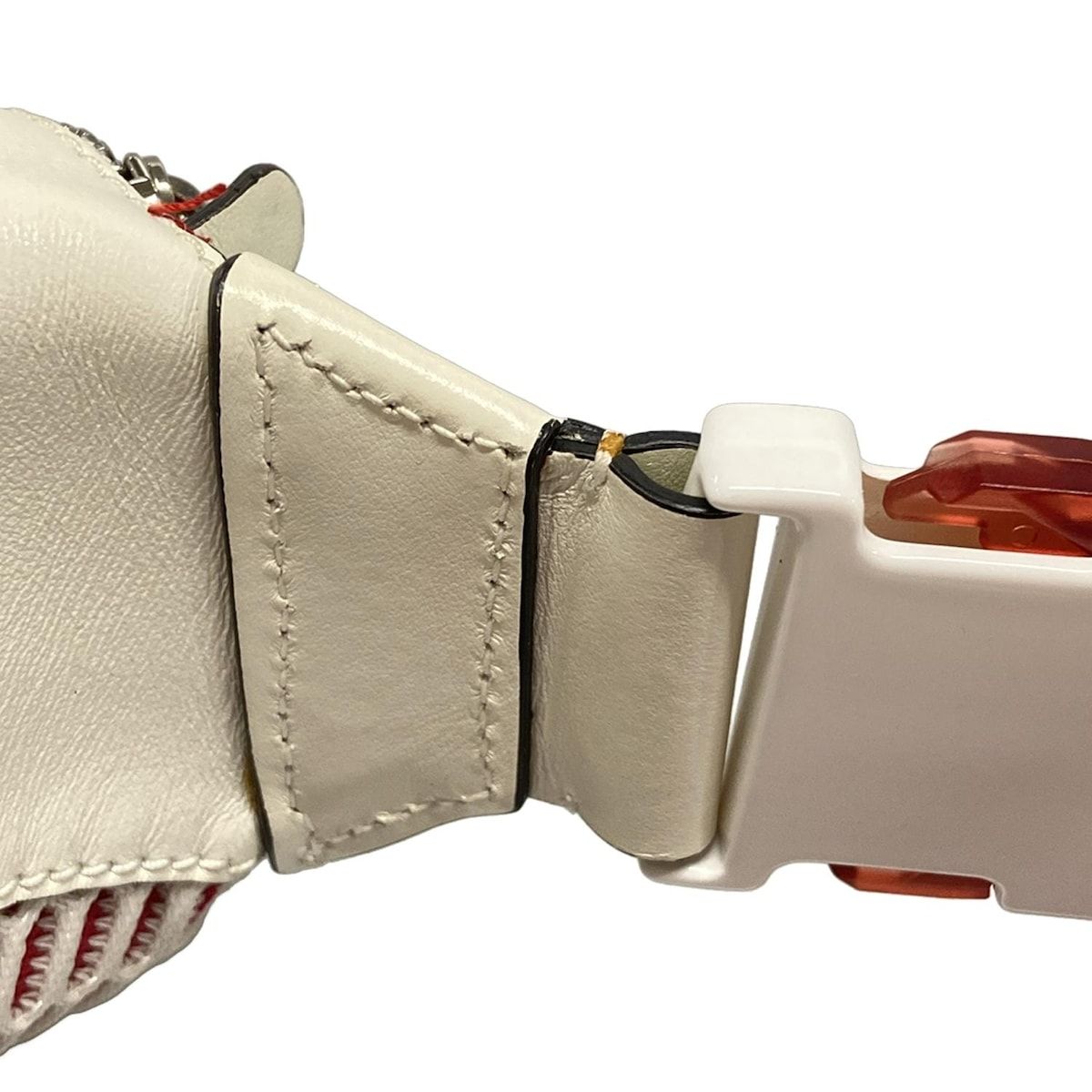 白×レッド ラメ