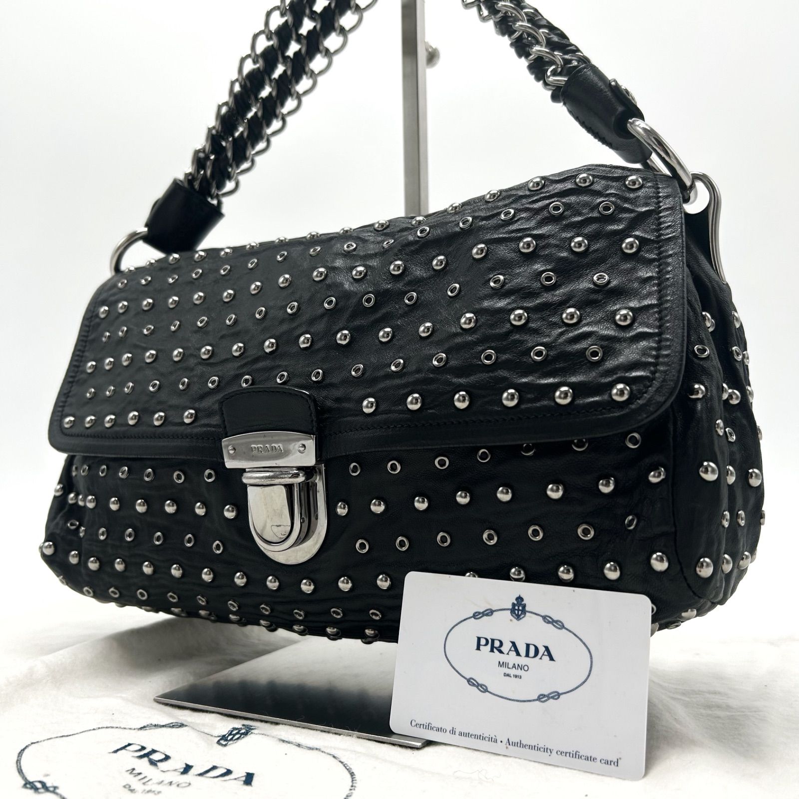 品 PRADA プラダ スタッズ チェーン ハンドバッグ ショルダー 肩掛け シルバー金具 白タグ有 ギャランティーカード レザー ブラック メンズ レディース ユニセックス