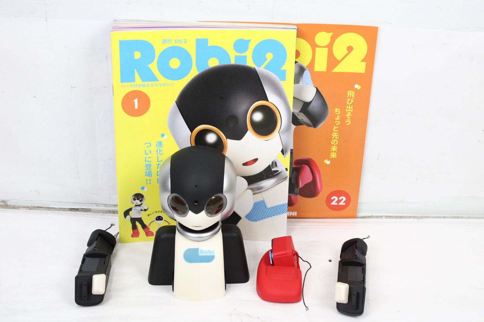 Robi2　デアゴスティーニ　キャリングケース　ロビ2　未使用タグ付き 未組立 デアゴスティーニ ロビ2 23-80巻(1-22組立済みおまけ