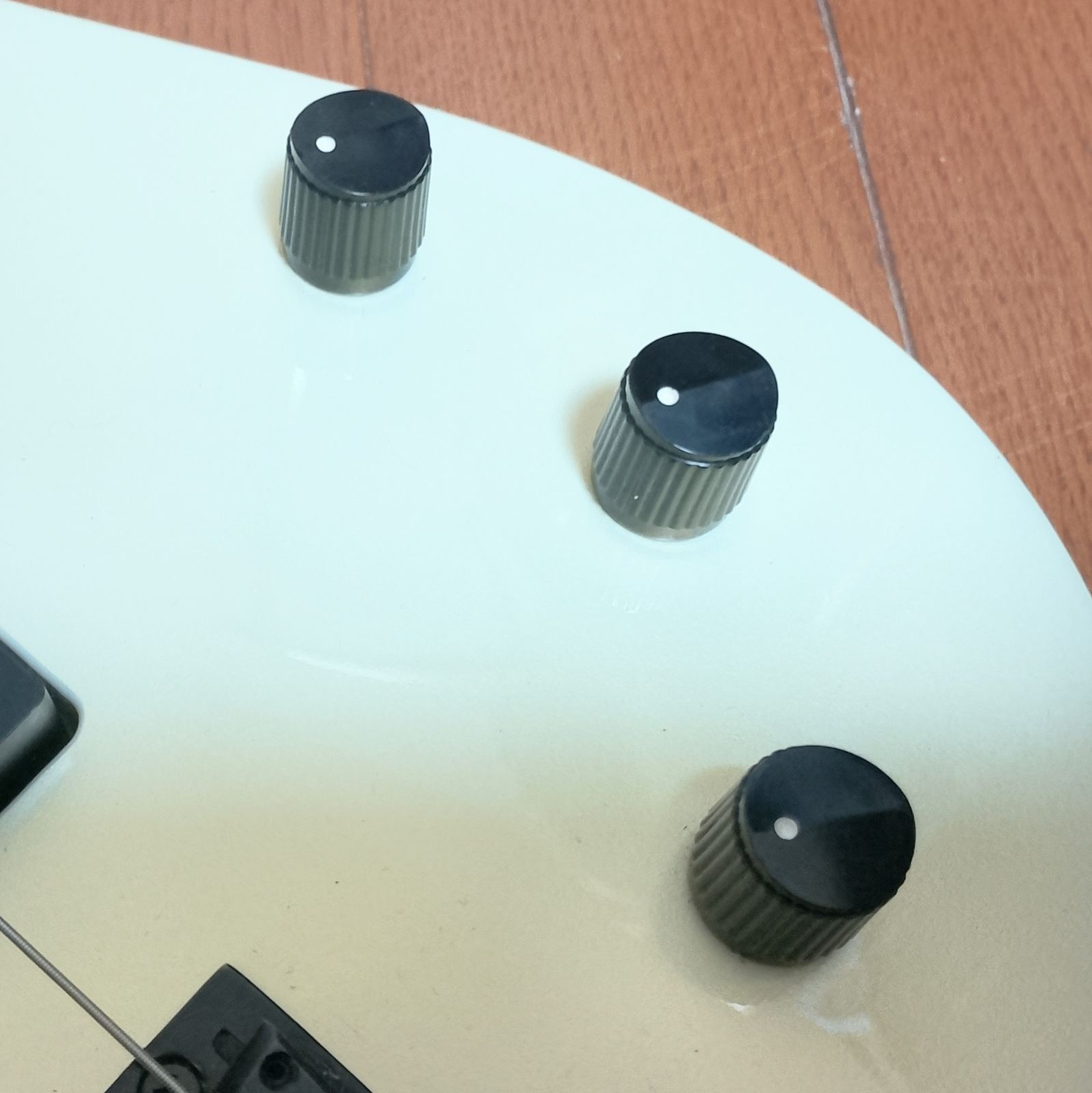 ARIA PROⅡ　MAB-550M　PJタイプエレキベース　弦は新品に交換済み ARIA PROⅡ MAB-550M PJタイプエレキベース 弦は新品に交換済み