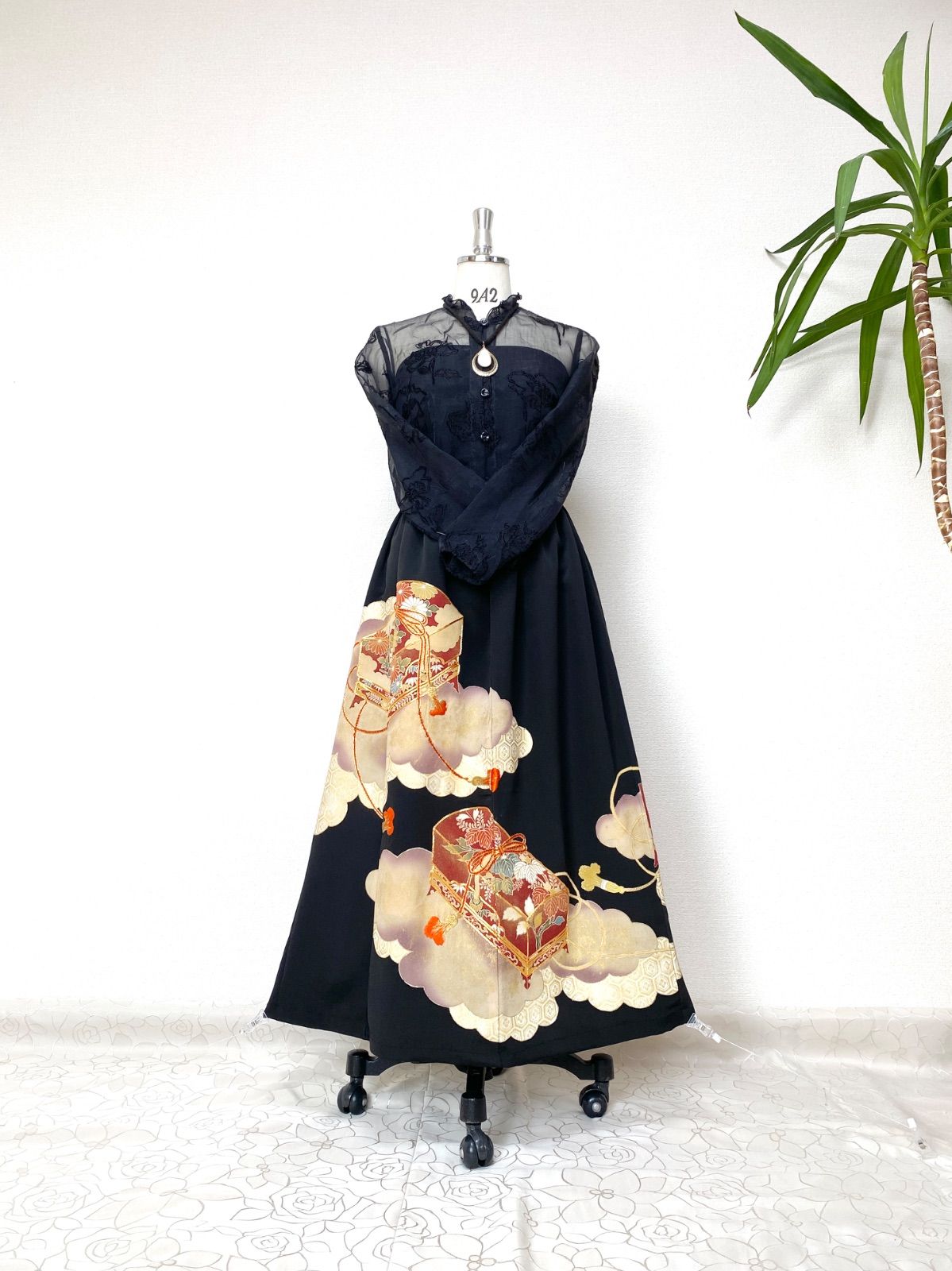 大人 セレブ着物スカートフリーサイズ1点物黒留袖着物リメイクウエストゴムロングスカートフリーサイズ みハンドメイドNO.5816 GULLKHAN_COM