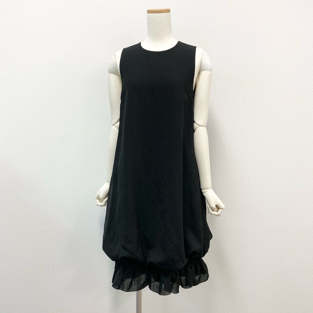 31k2 DAISY LIN デイジーリン フォクシー TRAVEL Slim トラベル ノースリーブワンピース ドレス 06230 38 ブラック系 レディースo07t