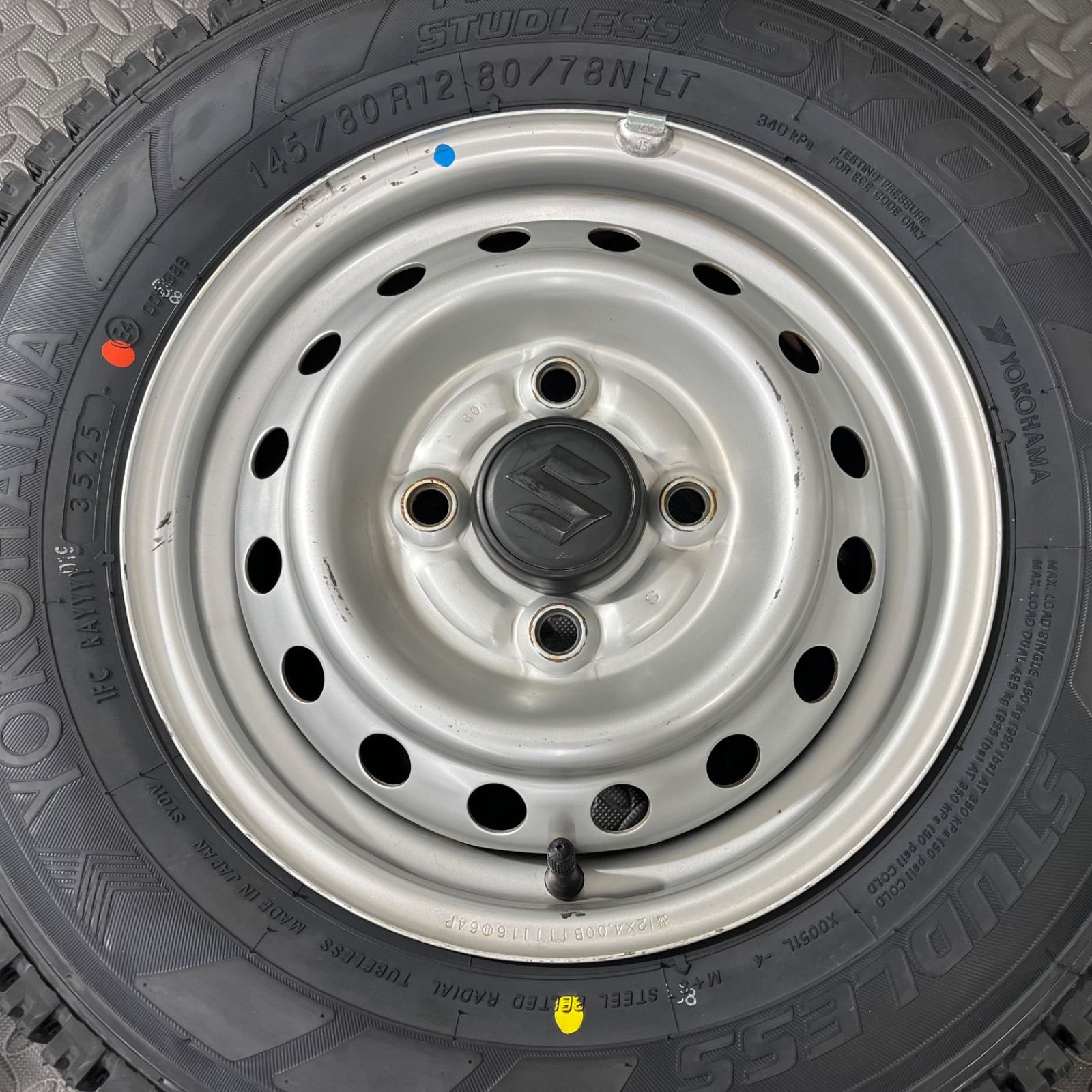  25年製 タイヤ 145 80 R 12 78 N LT ヨコハマ SY 01 スズキ キャリィ エブリィ スタッドレスタイヤ 冬タイヤ 1137 12インチ以下 タイヤ ホイールセット
