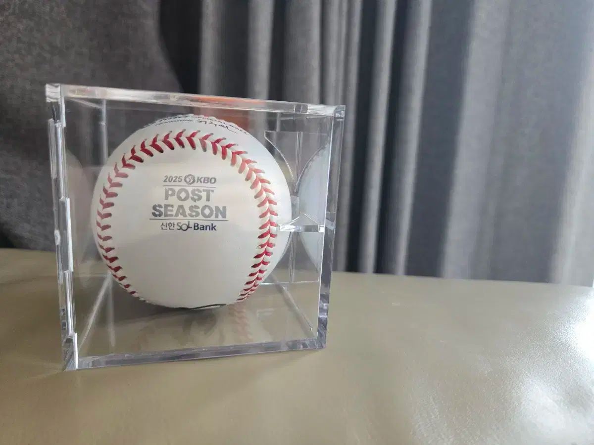 LGツインズ イ チャンギュ選手 ポストシーズン 球 サインボール