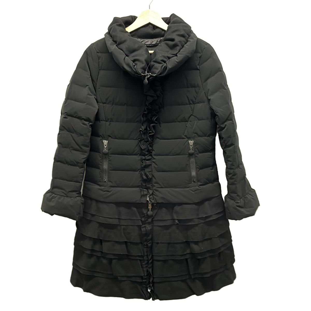 TO BE CHIC トゥービーシック ダウンコート サイズ40 M レディース - 黒 長袖 2way 裾部分着脱可 フリル 冬