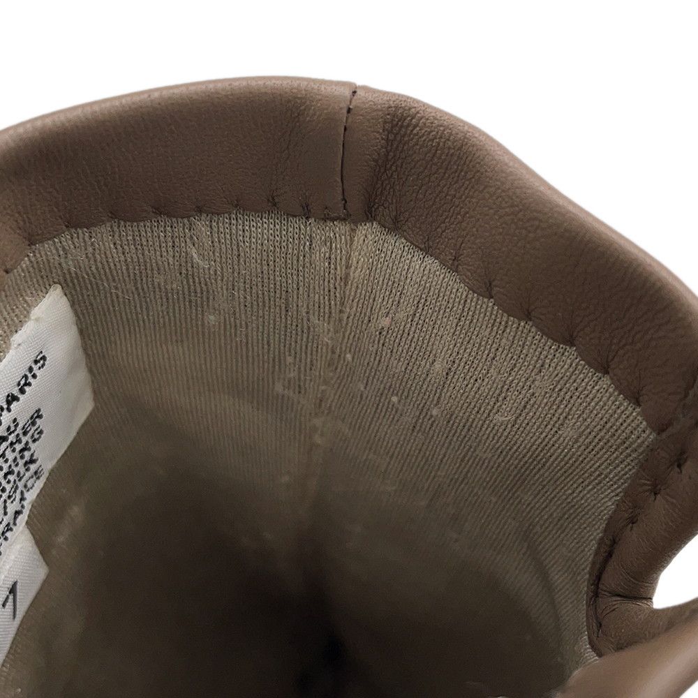 ラッキーチャーム 刺繍